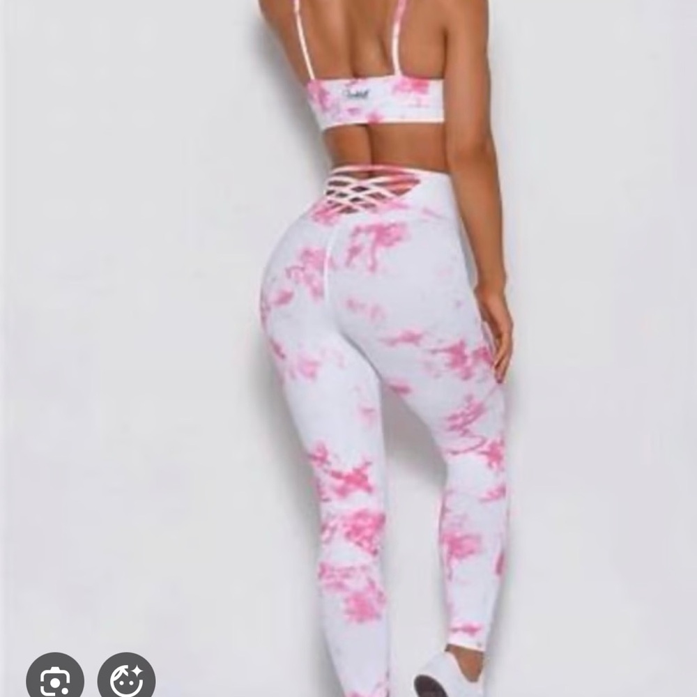 Bombshell Sportswear Pink/White Tie-Dye Sexy Back Leggings & Cross My Heart Bra - Picture 3 of 15